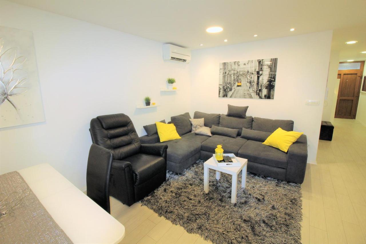 Apartment Pia Šibenik Eksteriør bilde