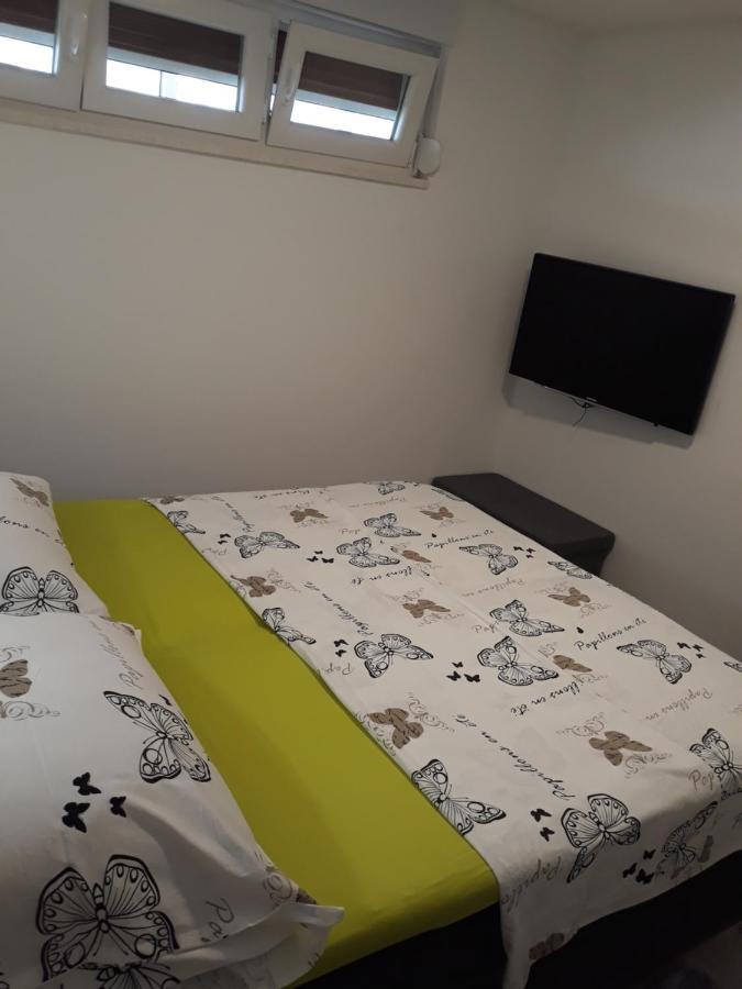 Apartment Pia Šibenik Eksteriør bilde